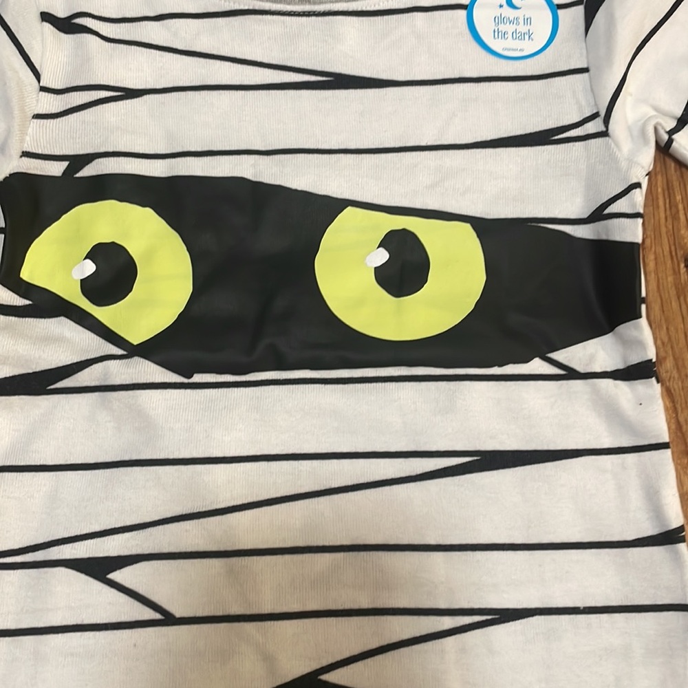Carters Glow In The Dark Mummy Pajamas - Picture 4 of 10